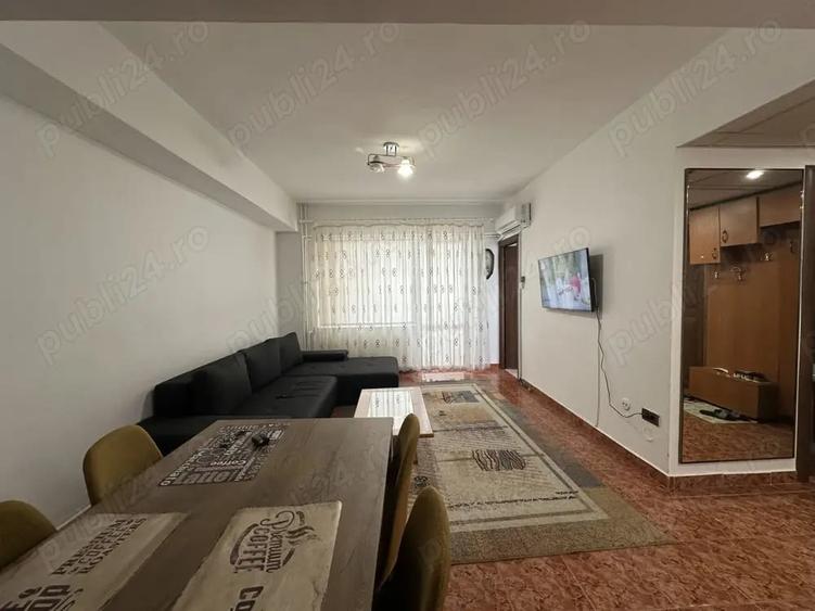 Apartament cu 2 camere semidecomandat în Ultracentral