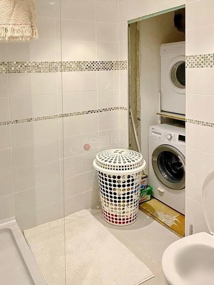 Casă individuală cu 5 camere cu Canalizare în Cernatu