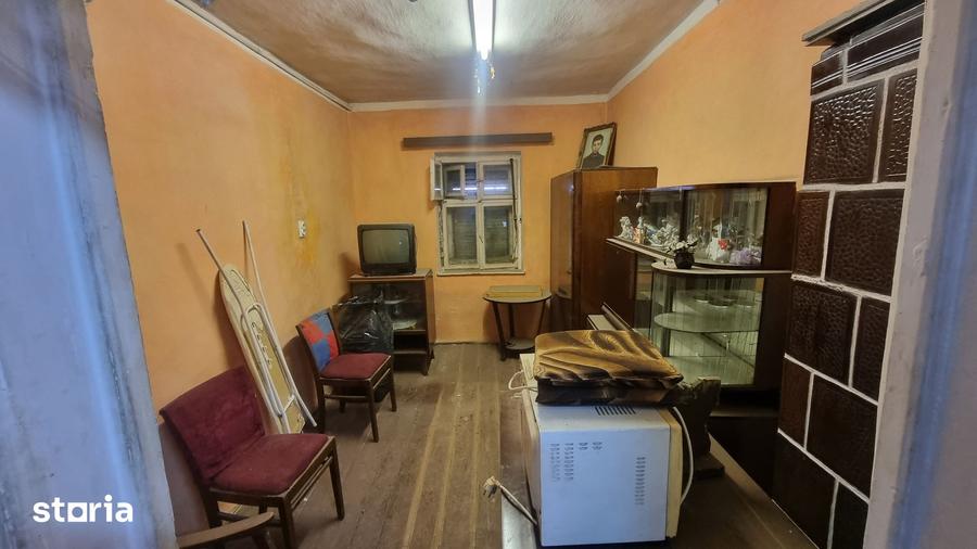 Casă cu 2 camere cu Teren 106 Mp în Dragoș Vodă