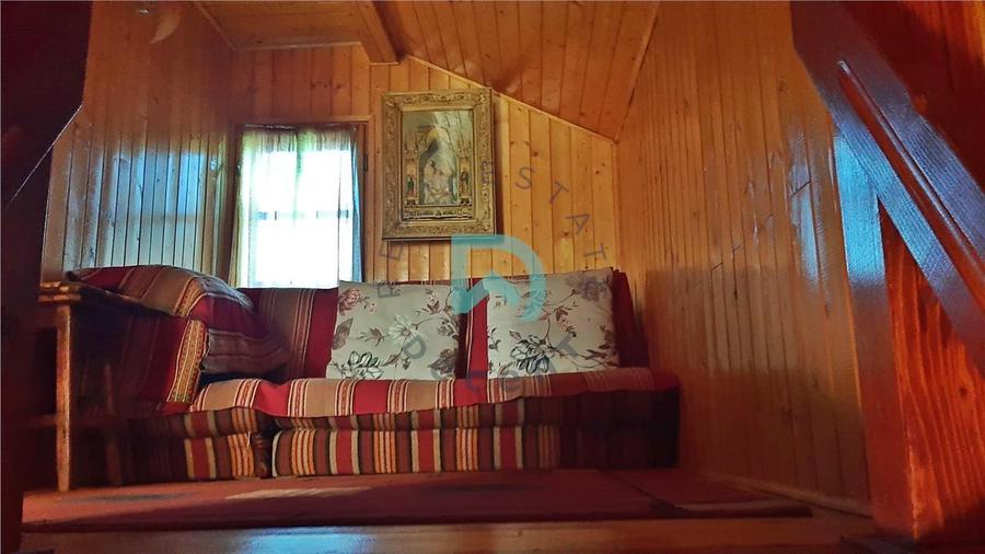 Casă individuală cu 3 camere cu Teren 437 Mp în Podul Vadului