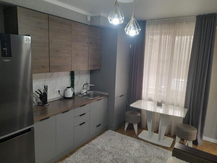 Garsonieră decomandată în Calea Turzii