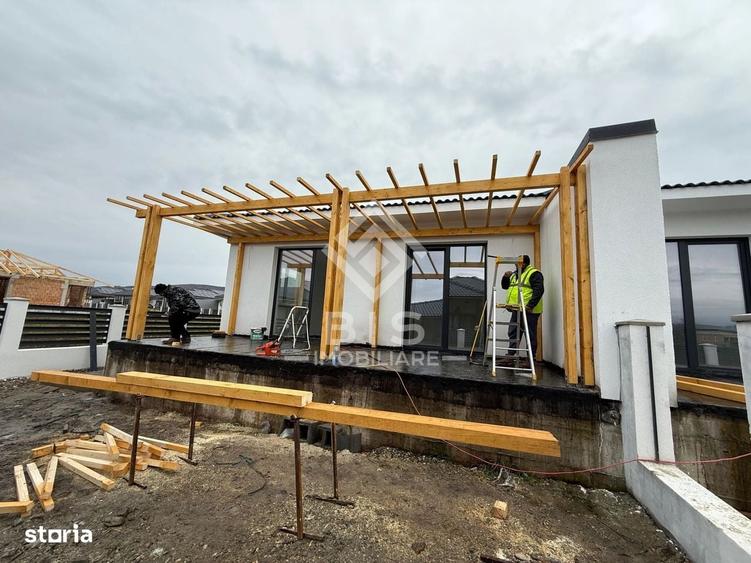 Casă cu 4 camere cu Teren 350 Mp în Central