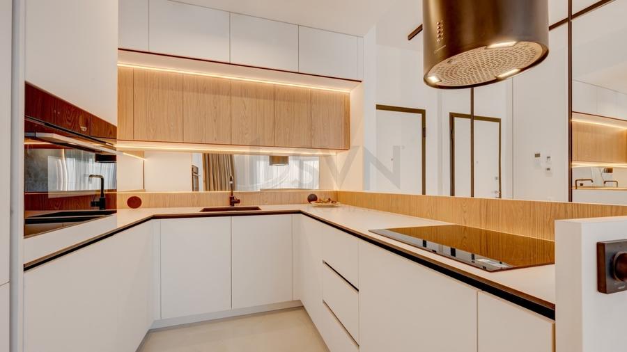 Apartament cu 2 camere semidecomandat, mobilat în Barbu Văcărescu