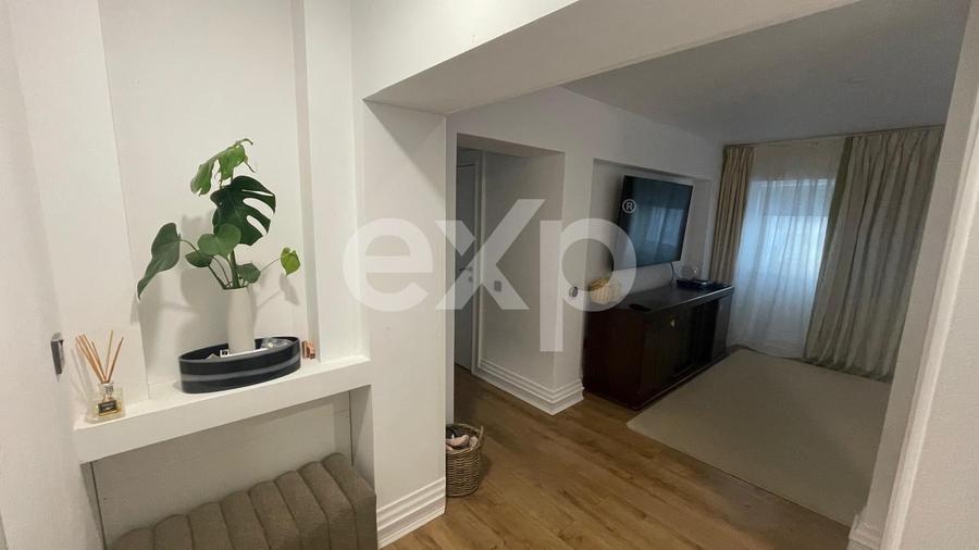 Penthouse cu 4 camere decomandat, mobilat în Pașcani