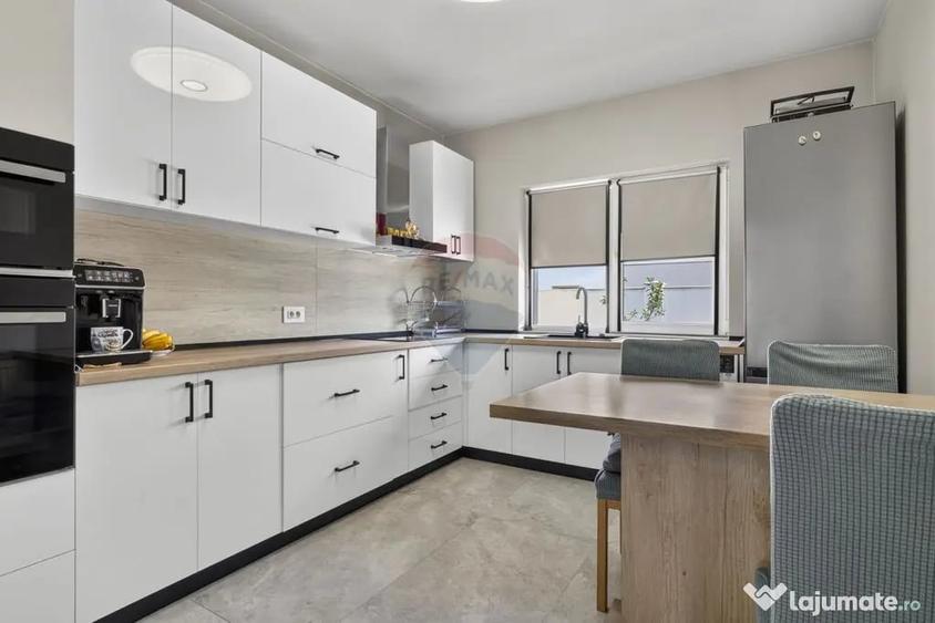 Casă cu 7 camere cu Teren 491 Mp în Vladimirescu