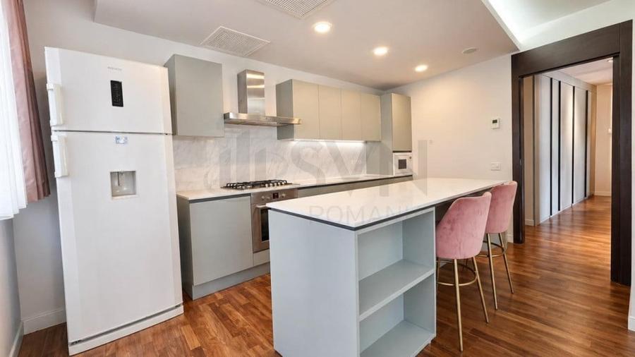 Apartament cu 4 camere decomandat în Iancu Nicolae