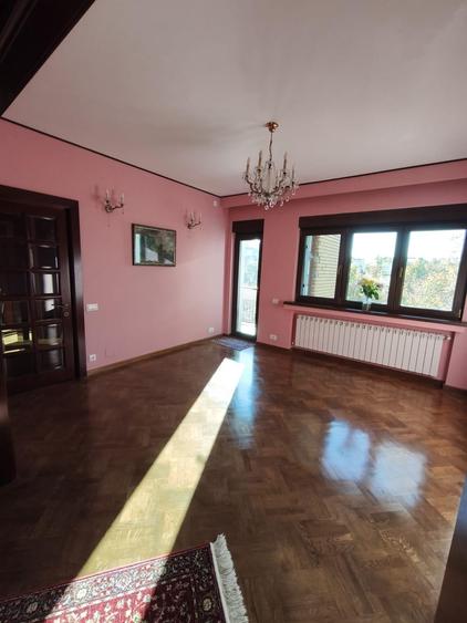 Apartament cu 3 camere decomandat în Aviatorilor