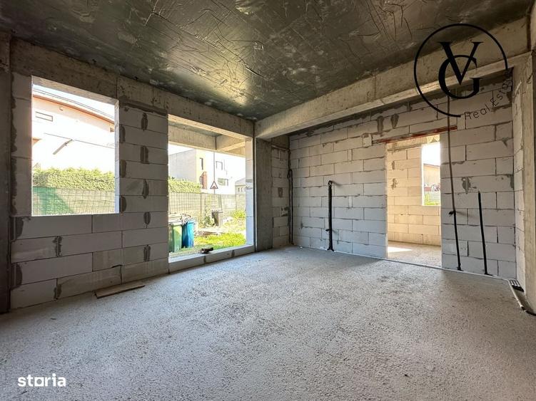 Apartament cu 3 camere decomandat în Palazu Mare