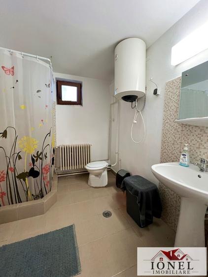 Casă individuală cu 2 camere cu Teren 1050 Mp în Drașov