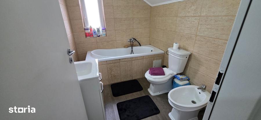 Casă cu 3 camere cu Teren 270 Mp în Nojorid