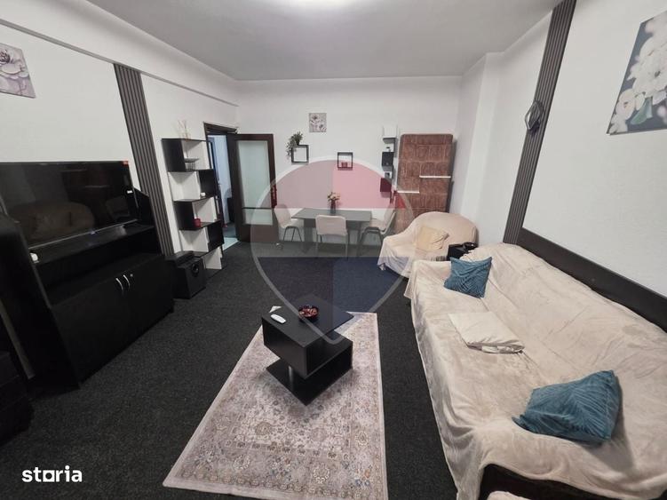 Apartament cu 2 camere în P-ța Romană