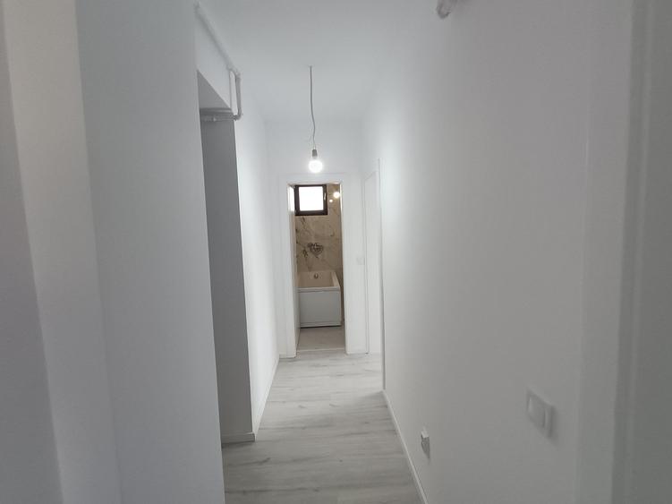 Apartament cu 2 camere decomandat în Vișan