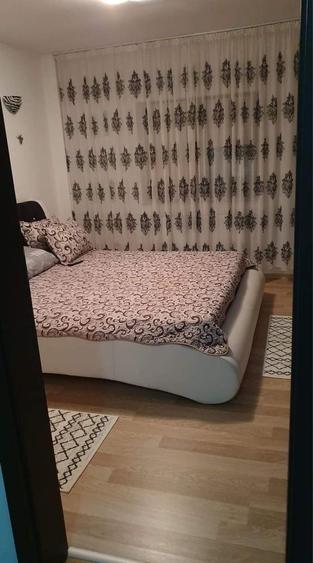 Apartament cu 2 camere decomandat în Ozana