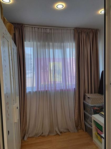 Apartament cu 4 camere decomandat în Pantelimon