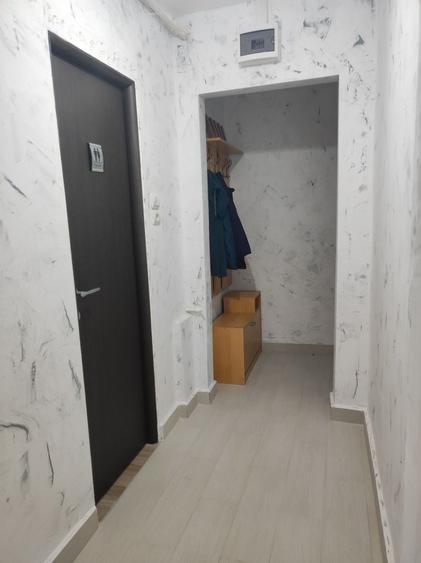 Apartament cu 2 camere decomandat în Solidarității