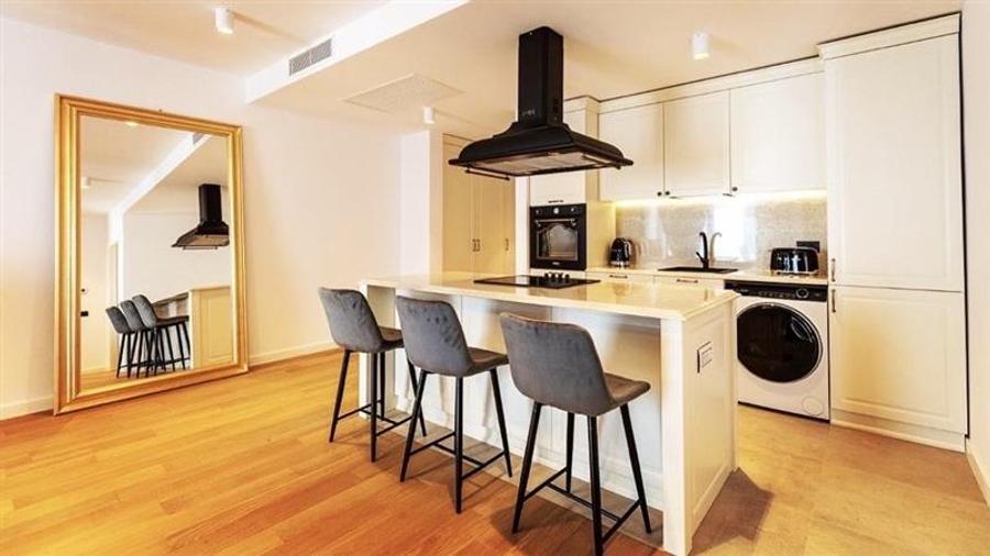 Apartament cu 2 camere decomandat, mobilat în Herăstrău