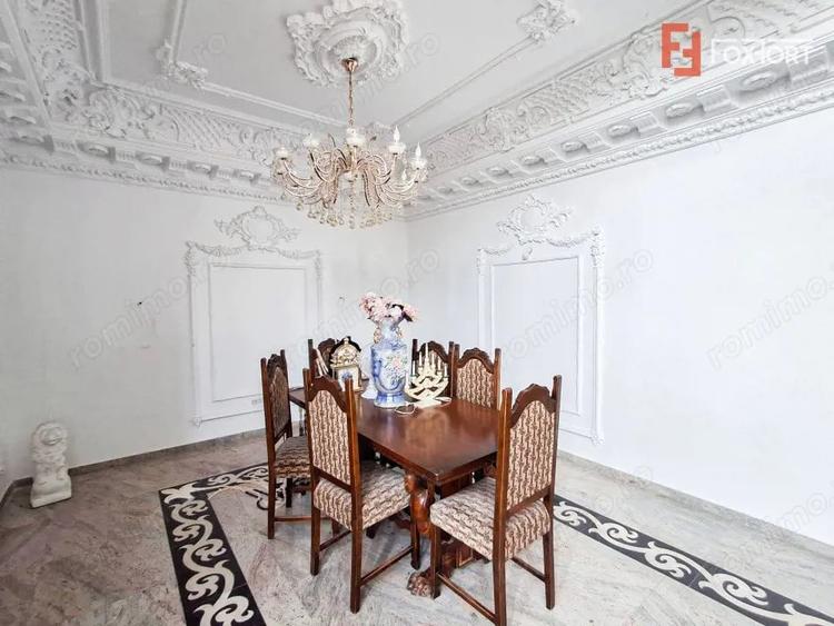 Casă cu 13 camere cu Teren 406 Mp în Recaș