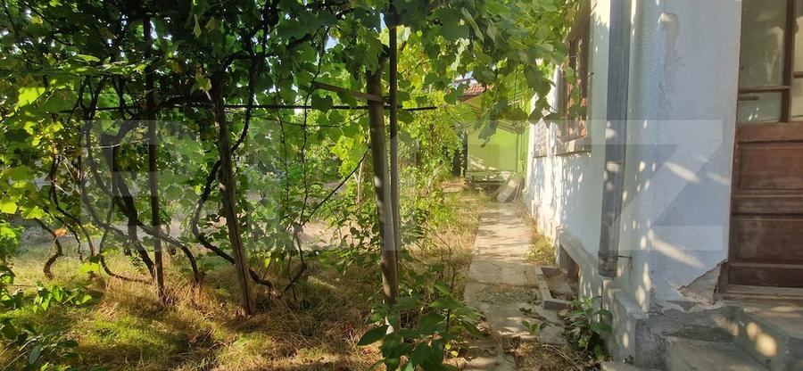 Casă cu 3 camere cu Teren 444 Mp în Central