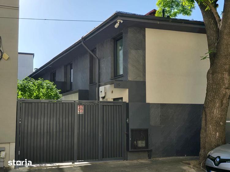 Casă cu 6 camere cu Teren 200 Mp în Ștefan cel Mare