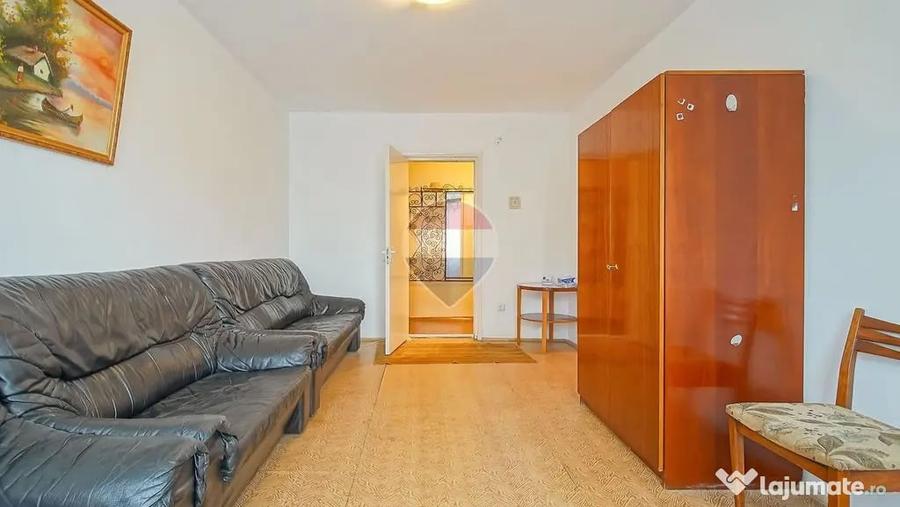 Apartament cu 2 camere semidecomandat în Est