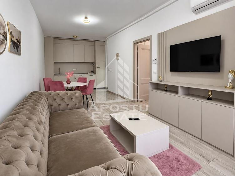 Apartament cu 2 camere decomandat, mobilat în UTA
