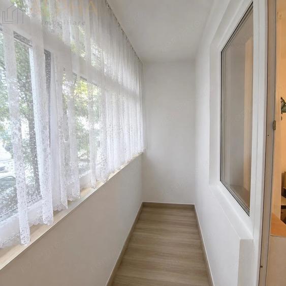 Apartament cu 2 camere semidecomandat în Independenței