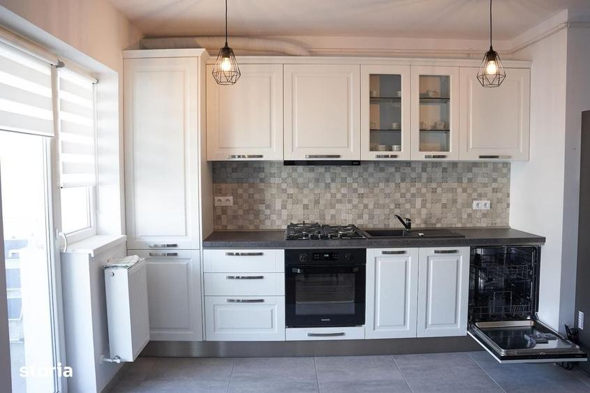 Apartament cu 3 camere decomandat în Piața Cluj