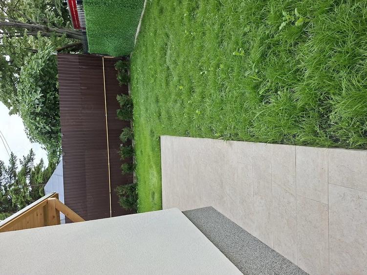 Casă cu 4 camere cu Teren 250 Mp în Central