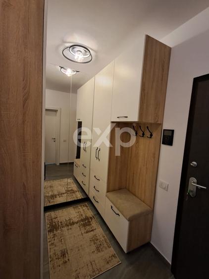 Apartament cu 2 camere decomandat în Cristian