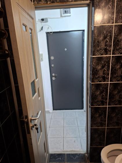 Garsonieră decomandată în Micălaca