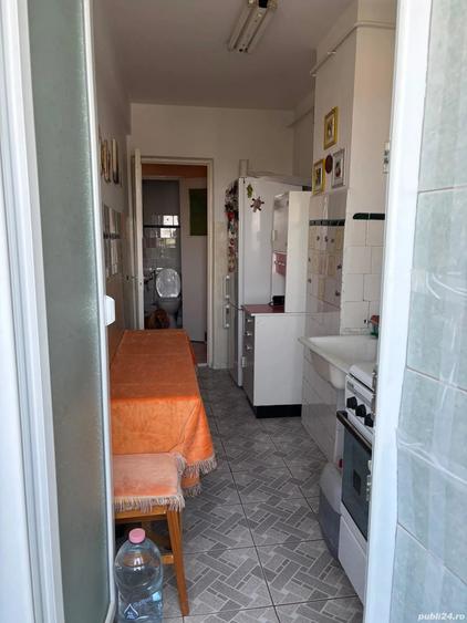 Apartament cu 2 camere semidecomandat în Micro 19