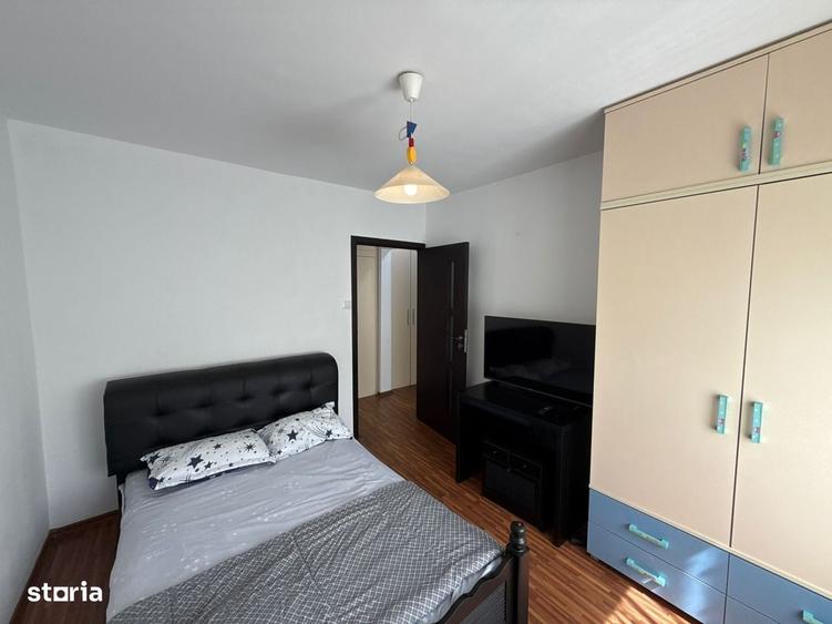 Apartament cu 3 camere decomandat în Decebal