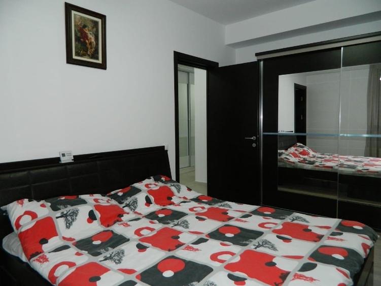 Apartament cu 3 camere decomandat, mobilat în Găvana Platou