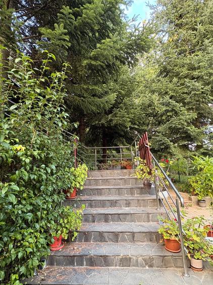 Casă individuală cu 5 camere cu Garaj în Breaza de Sus