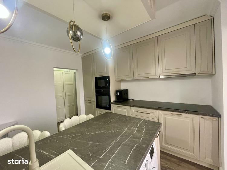 Apartament cu 3 camere semidecomandat, mobilat în Ultracentral