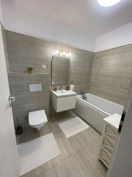 Apartament cu 3 camere decomandat, mobilat în Nord