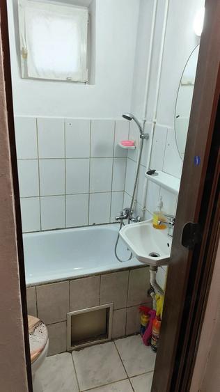 Garsonieră decomandată în Buziașului