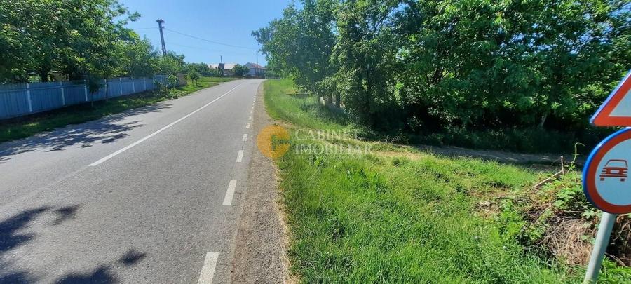🏡Teren intravilan 900 mp - Voinesti,la strada principală 🏡 - 4
