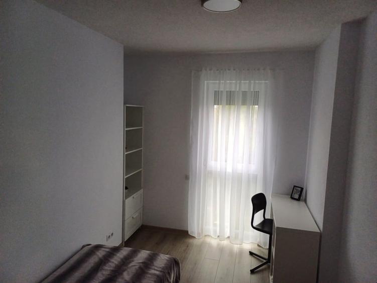 Apartament cu 3 camere, mobilat în Turnișor