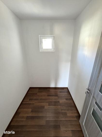 Casă cu 3 camere cu Teren 350 Mp în Holboca