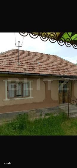 Casă cu 3 camere în Ruginoasa