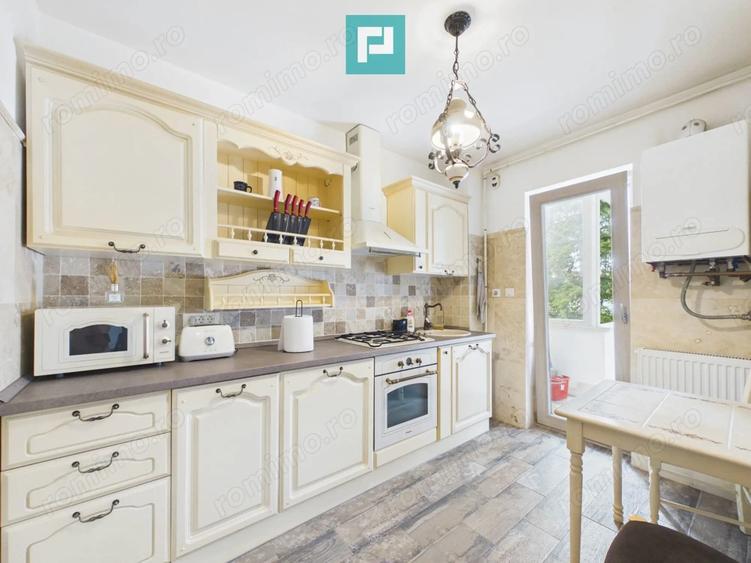 Apartament cu 3 camere în Ultracentral