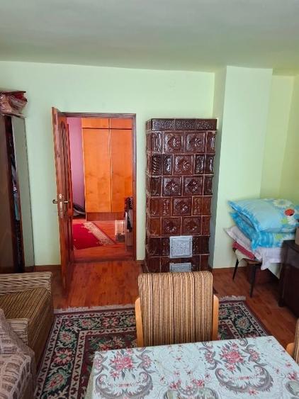 Casă individuală cu 4 camere cu Teren 500 Mp în Băbeni