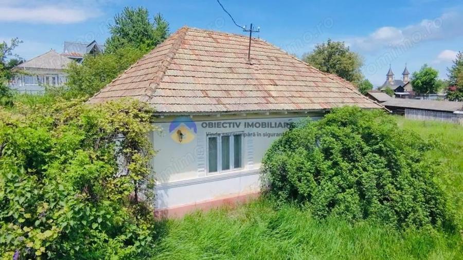 Casă cu Teren 2273 Mp în Grumăzești