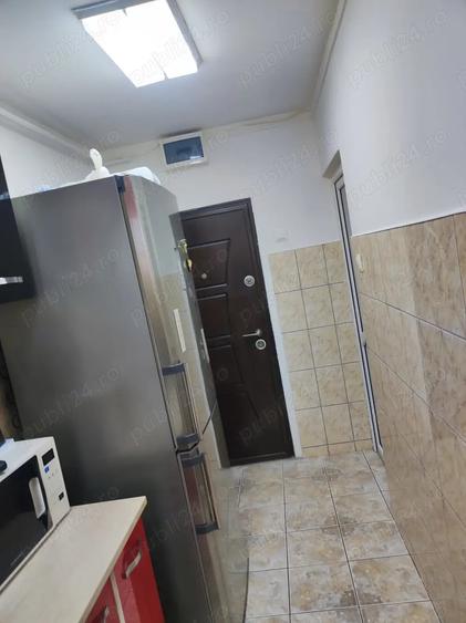 Apartament cu 2 camere decomandat în Petros