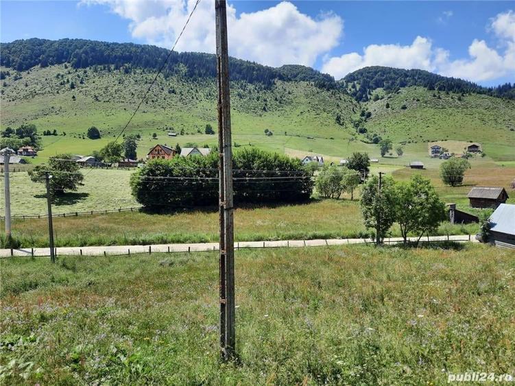 Teren de 1400 mp, în Șirnea