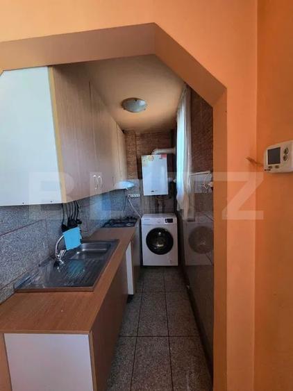 Apartament cu 2 camere semidecomandat, mobilat în Reghin