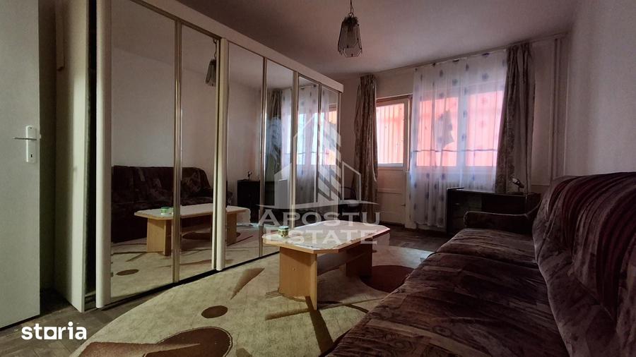 Apartament cu 2 camere decomandat în Grădiște
