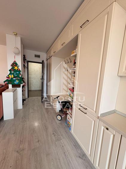 Apartament cu 2 camere semidecomandat, mobilat în Simion Bărnuțiu