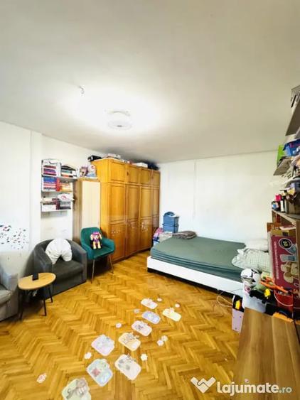 Apartament cu 2 camere decomandat în Griviței